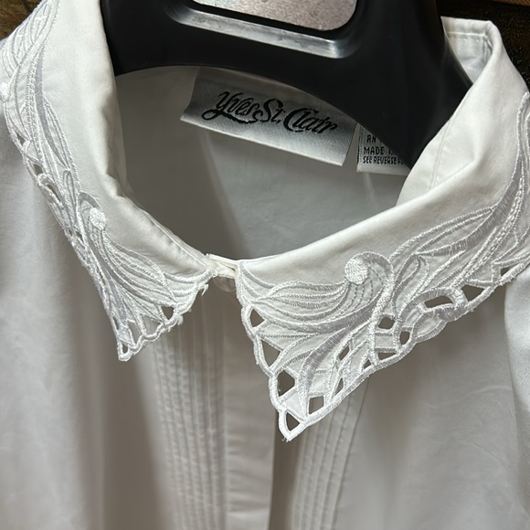 Yves St. Clair White Dress Shirt with Embroidered Collar - Picture 5 of 6